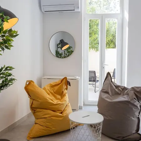 Maxbnb - Climatisé - T2 37m2&terrasse 30m2 - Est