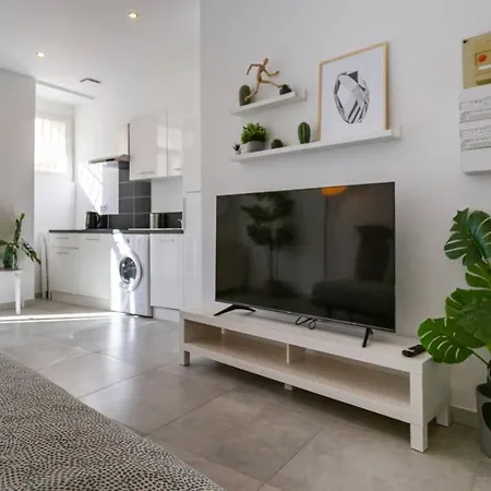 Maxbnb - Climatisé - T2 37m2&terrasse 30m2 - Est Appartement