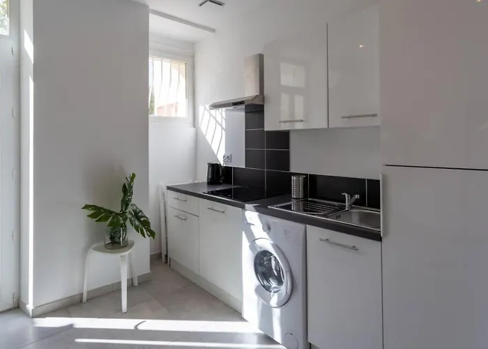 Maxbnb - Climatise - T2 37m2 & Terrasse 30m2 - Est